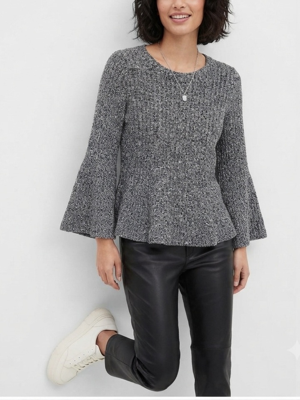 🔥$10 FINAL PRICE🔥 GAP Marled Knit Sweater Black White Bell Sleeve Pullover M❤️